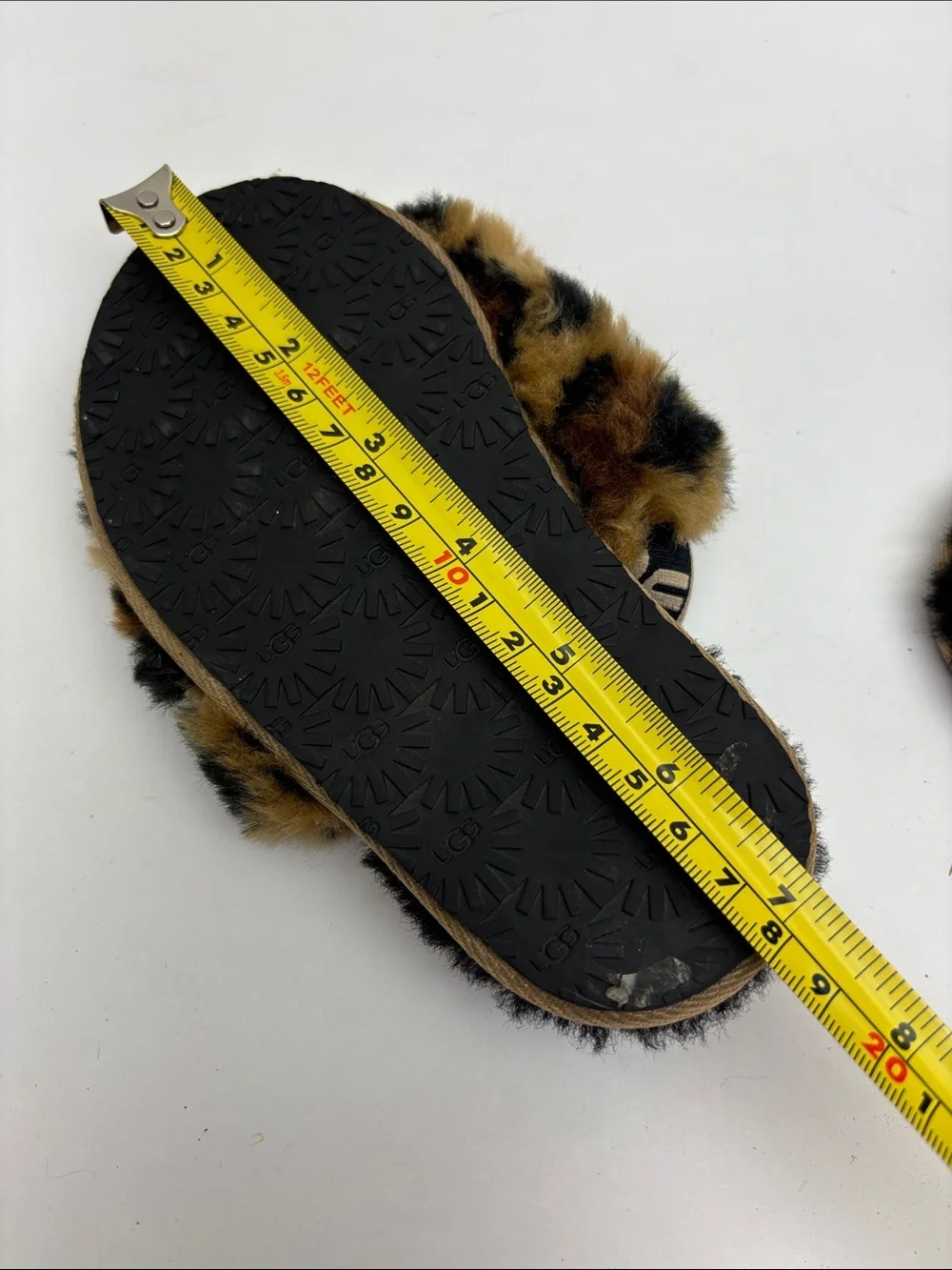 UGG Kids Faux Fur Leopard Slide Sandals, SZ 9 toddler girl, box 73